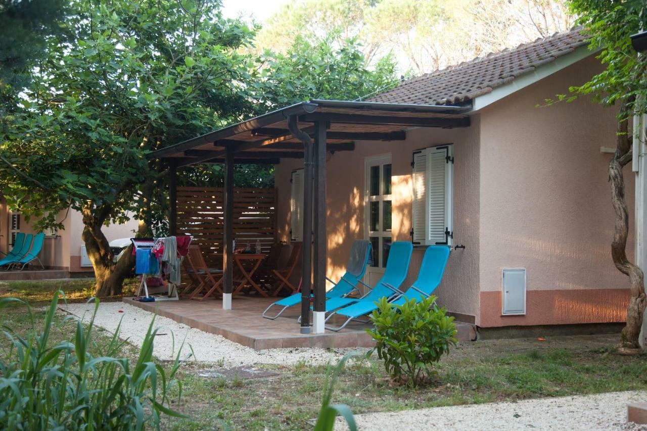 Bungalow Comfort 100 M From The Beach Premantura Εξωτερικό φωτογραφία